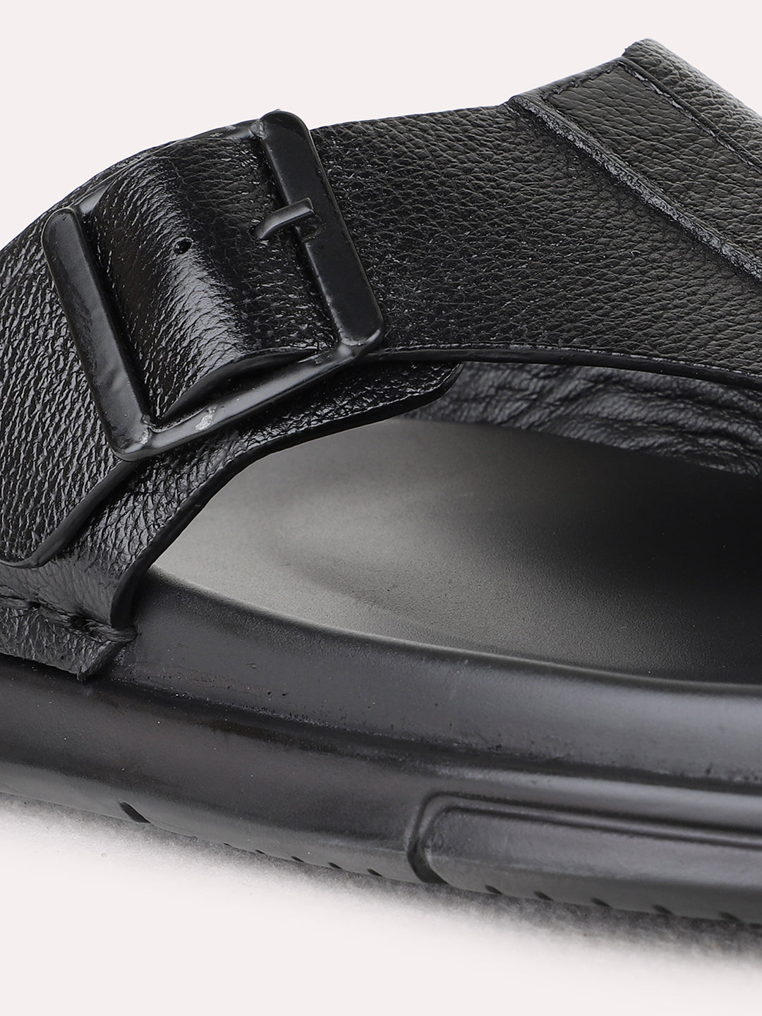 Mens Black Casual Solid Pattern Round Toe T-Strap Flat Sandals