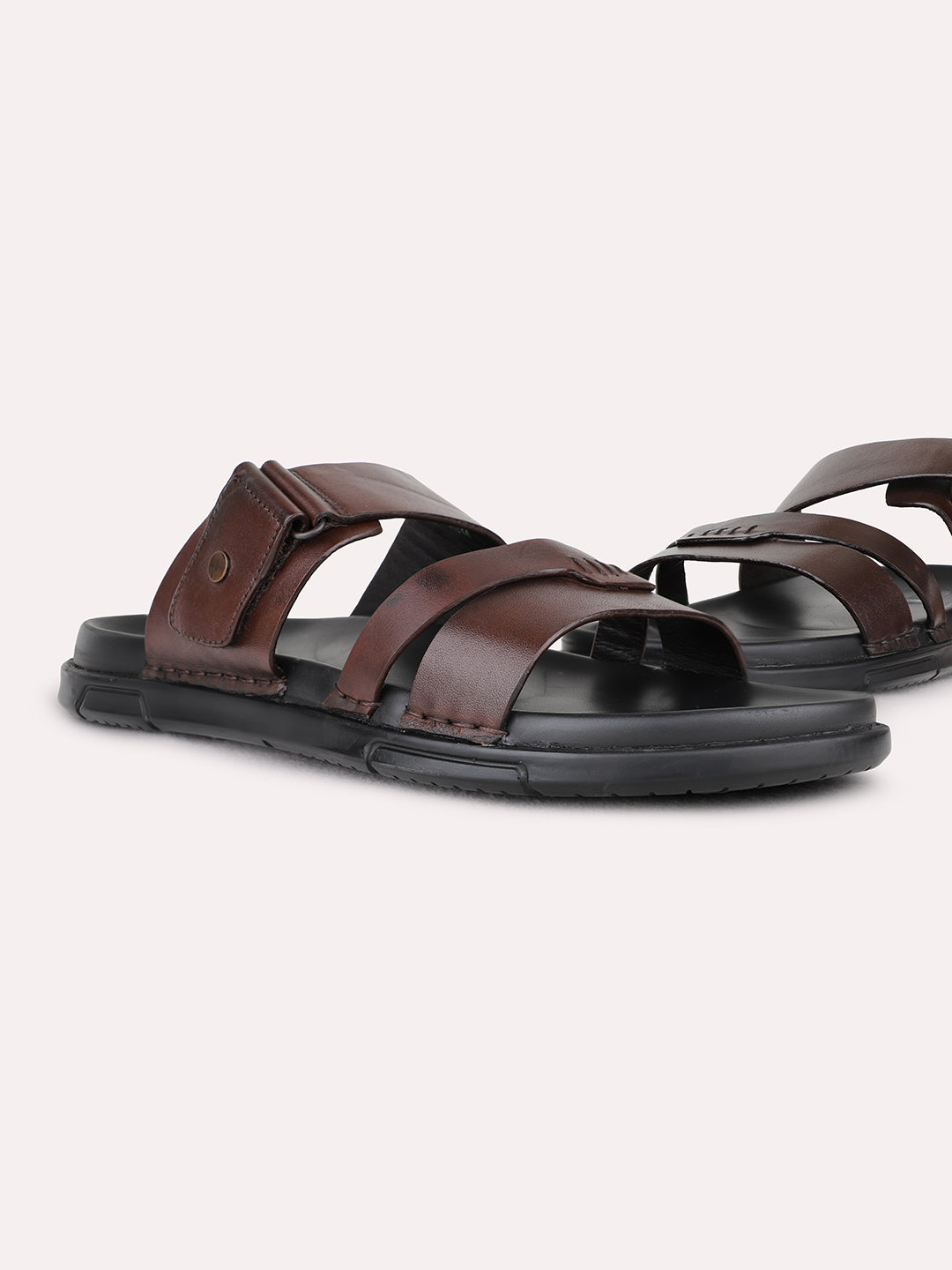 Mens Brown Solid Pattern Round Toe Shape Sandals