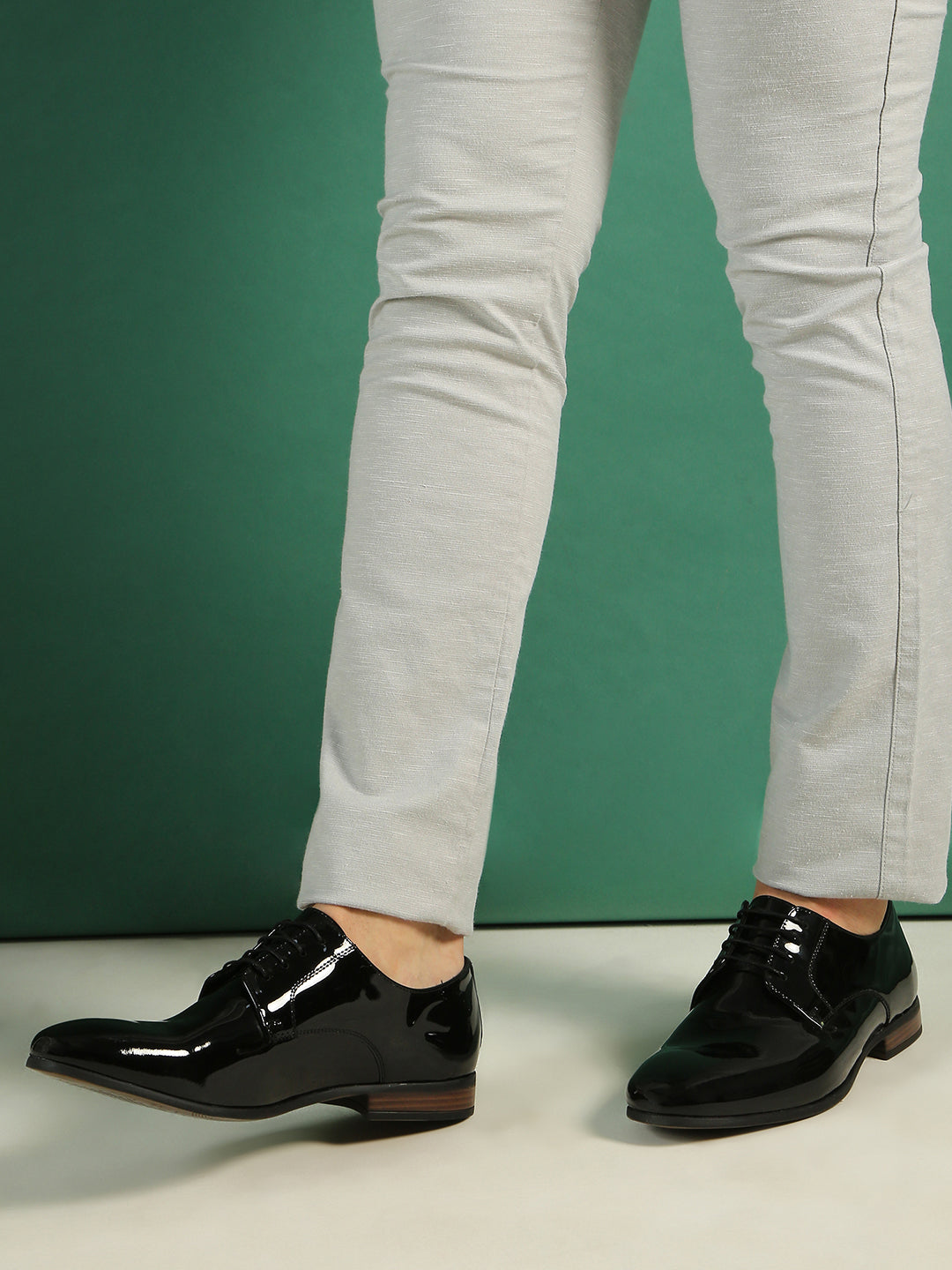 Mens Black Formal Solid Round Toe Derby Shoes