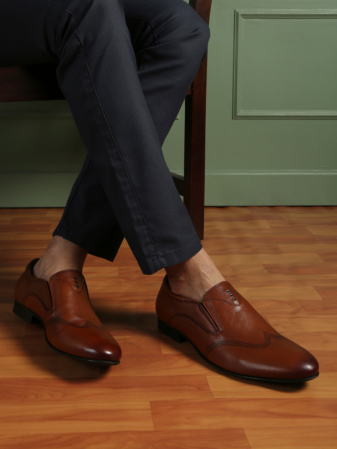 Mens Tan Casual Solid Pointed Toe Loafer Shoes