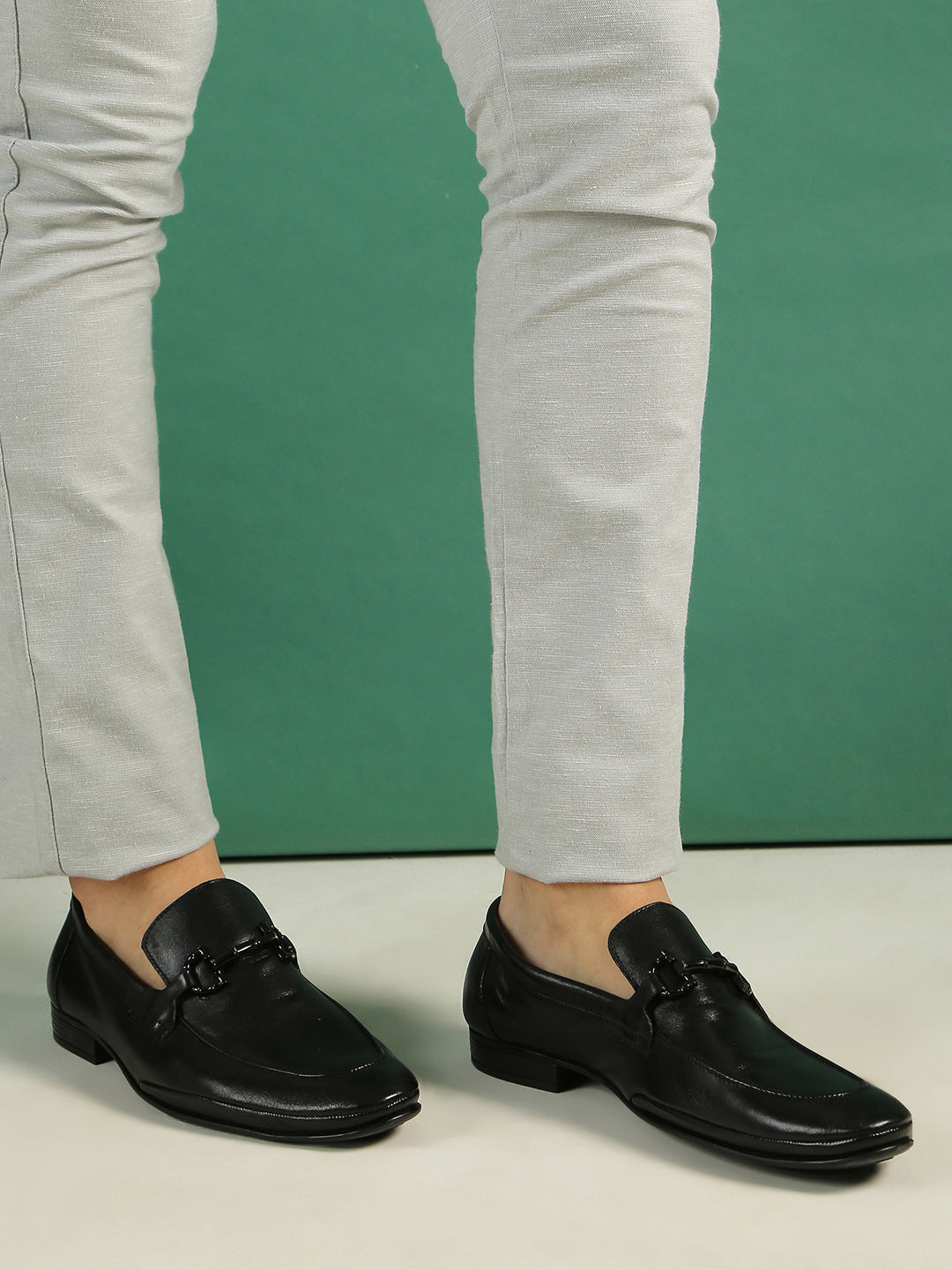 Mens Black Party Wear Solid Round Toe Loafer Shoes