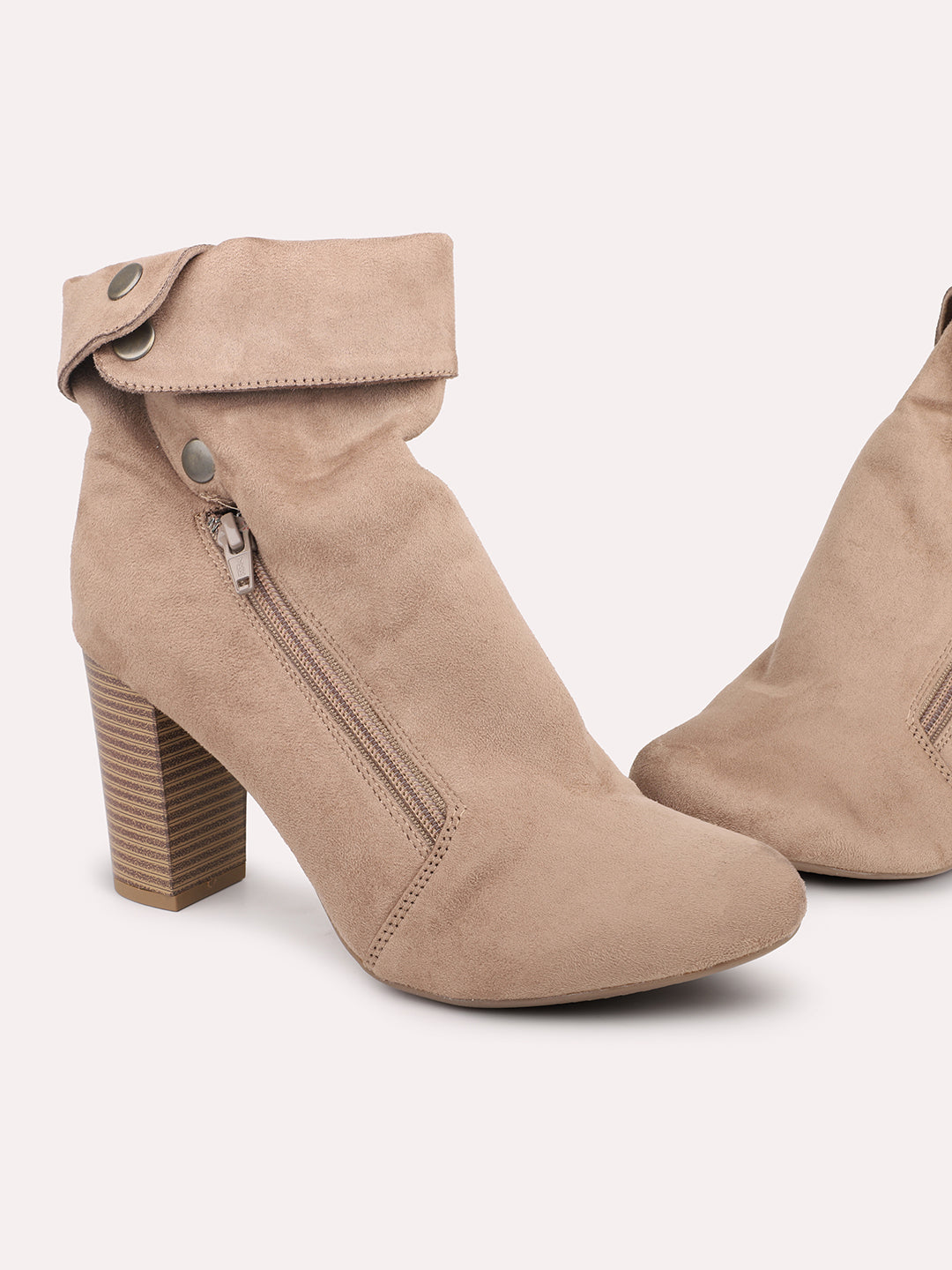 Women Chikoo Solid Heeled Boots