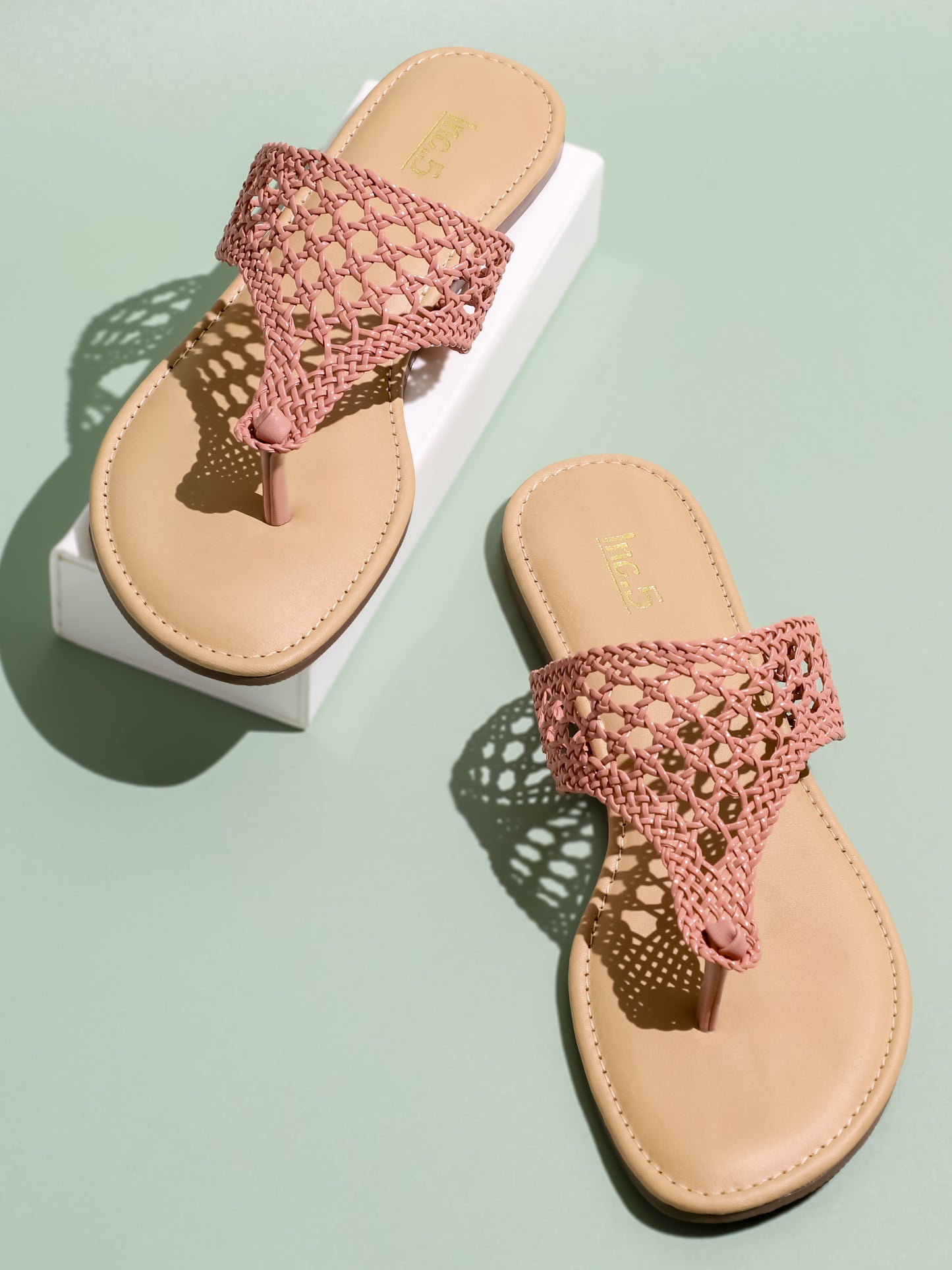 Women Peach Woven Design Open Toe Flats