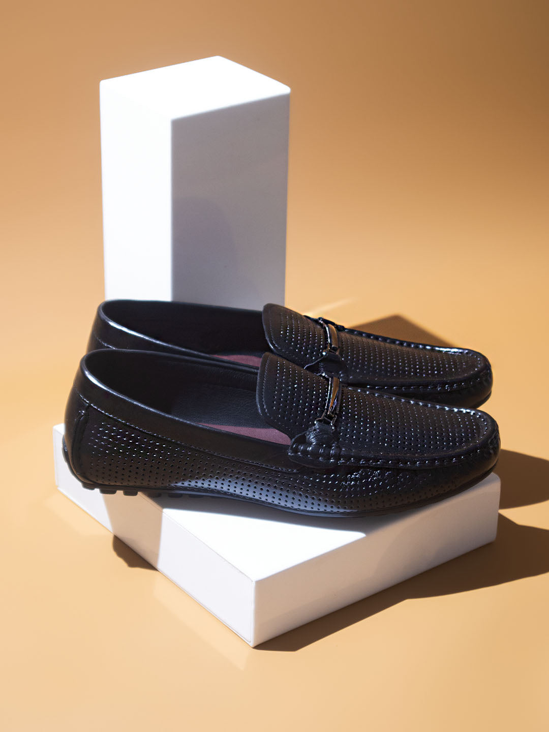 Atesber Black Driving Casual Shoes For Men's