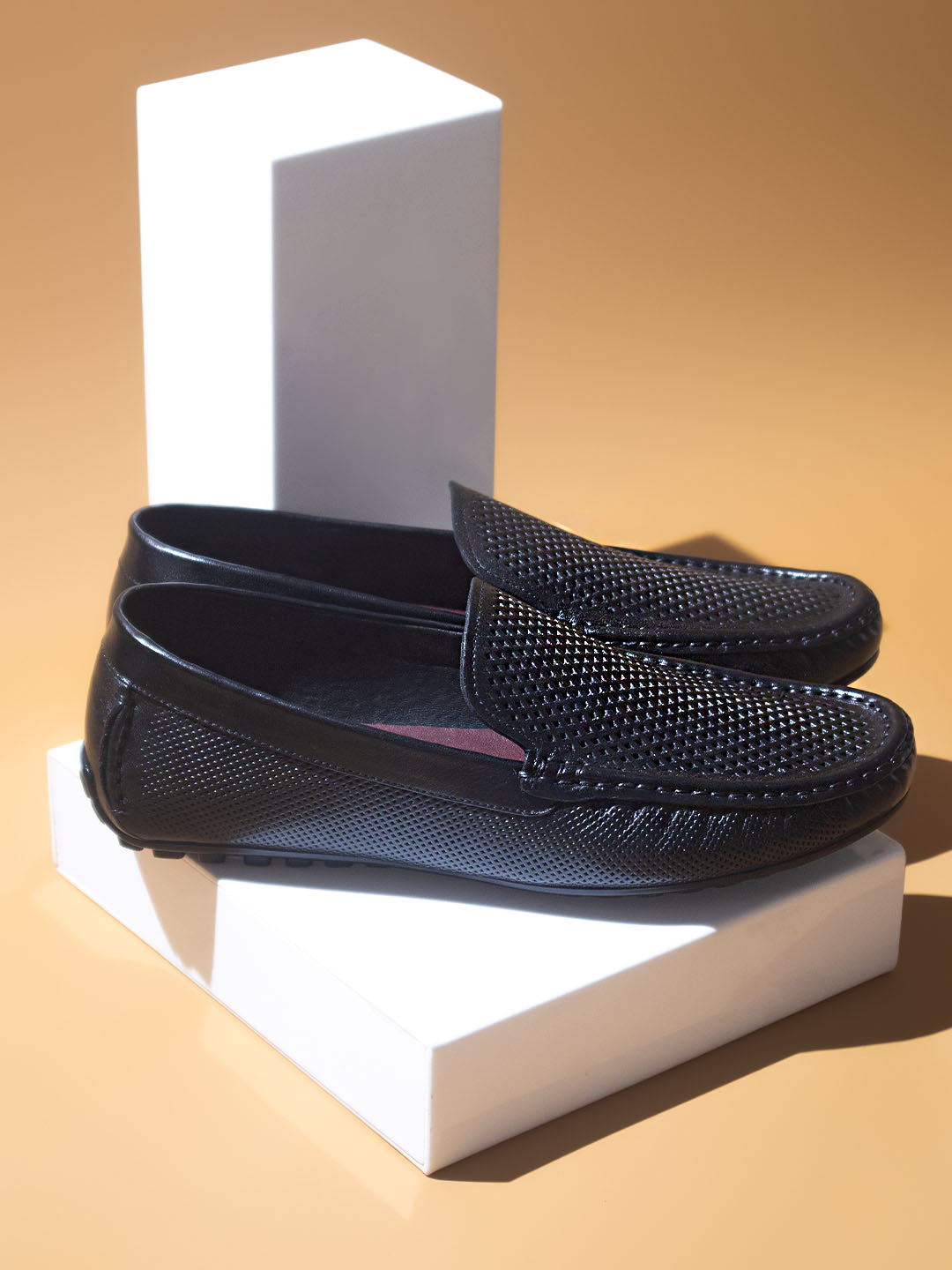 Atesber Black Driving Casual Shoes For Men's