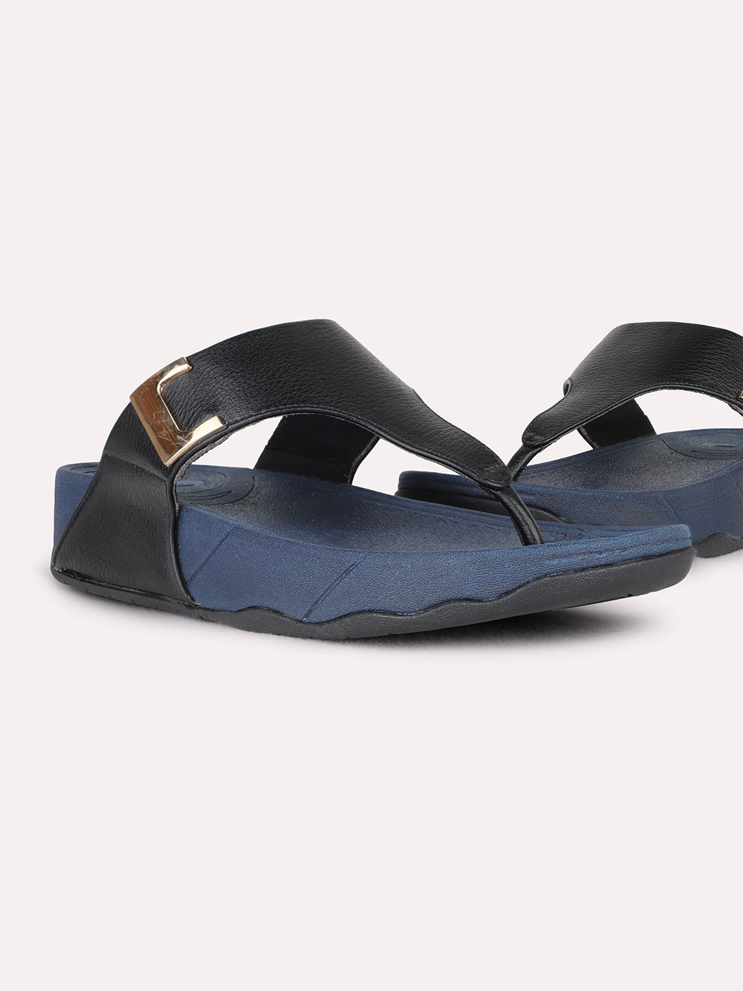 Womens Black Casual Solid Pattern Round Toe Wedge Heel Sandals