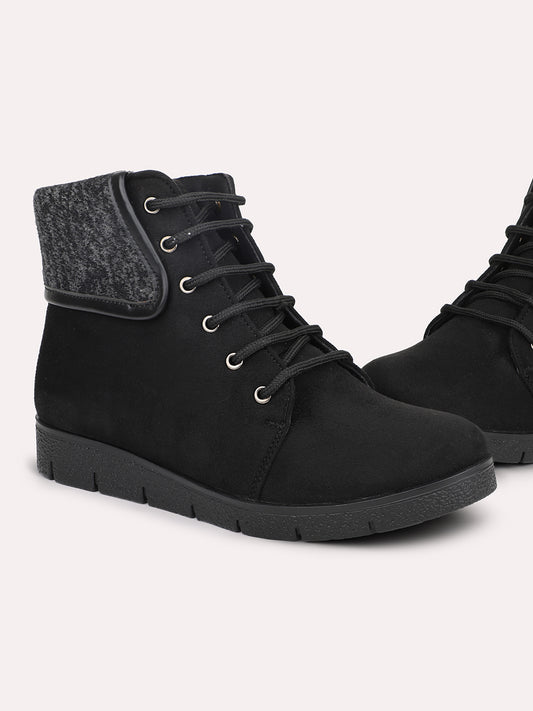 Women Black Mid Top Flat Boots