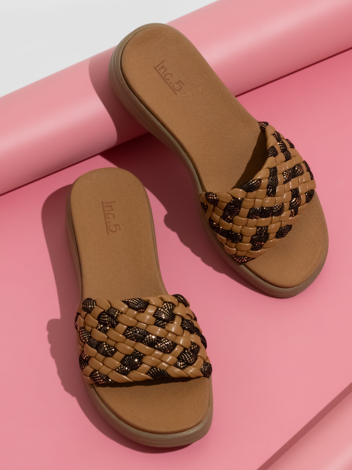 Women Antique Textured Open Toe Comfort Heels