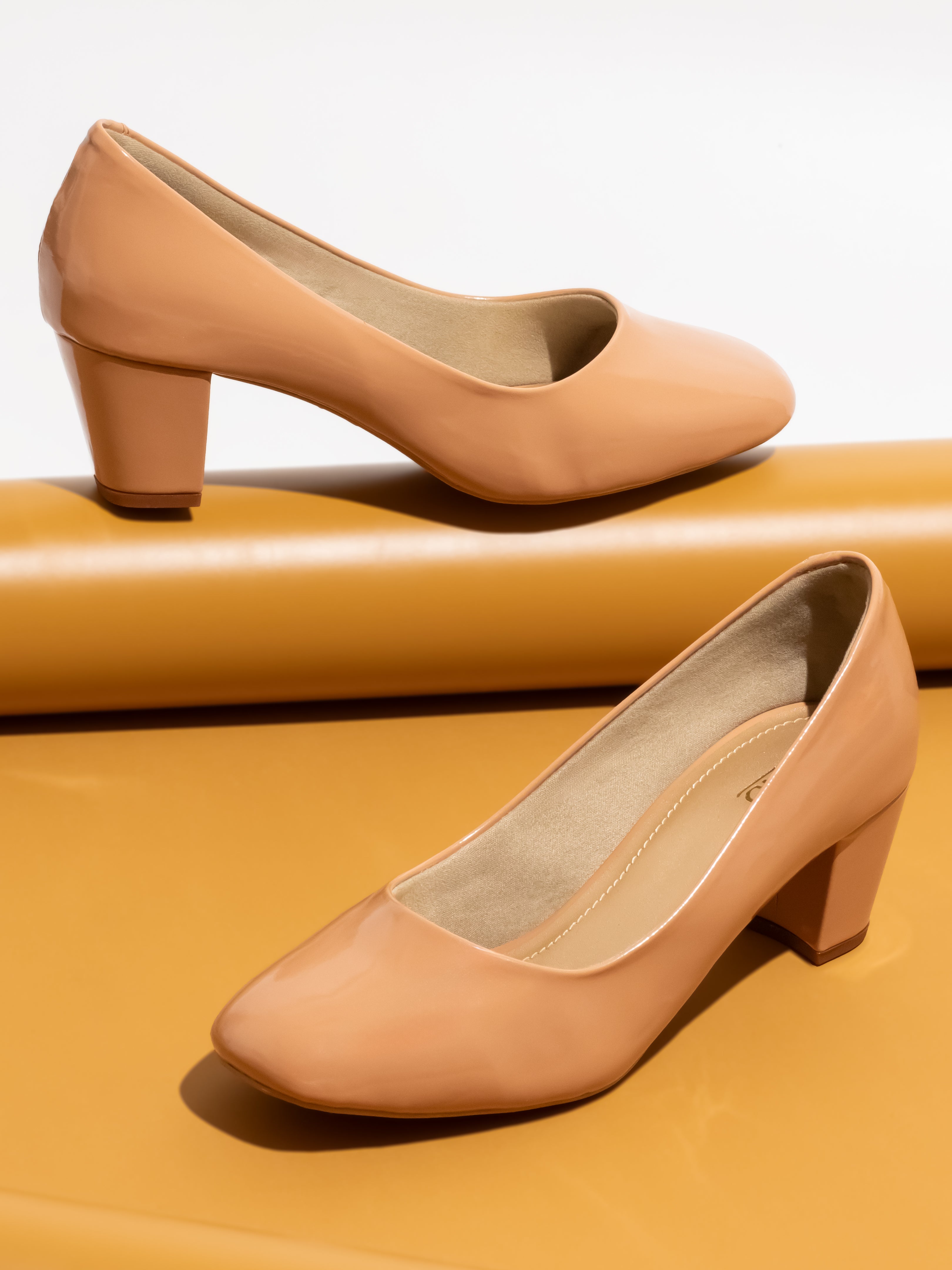 Tan womens outlet pumps