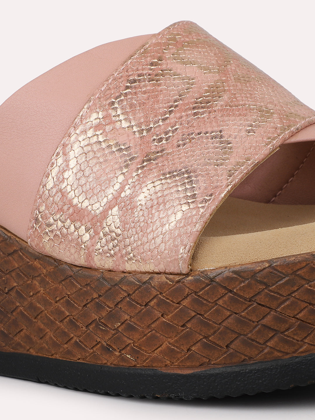 Women Peach Coloured Textured Wedge Heels