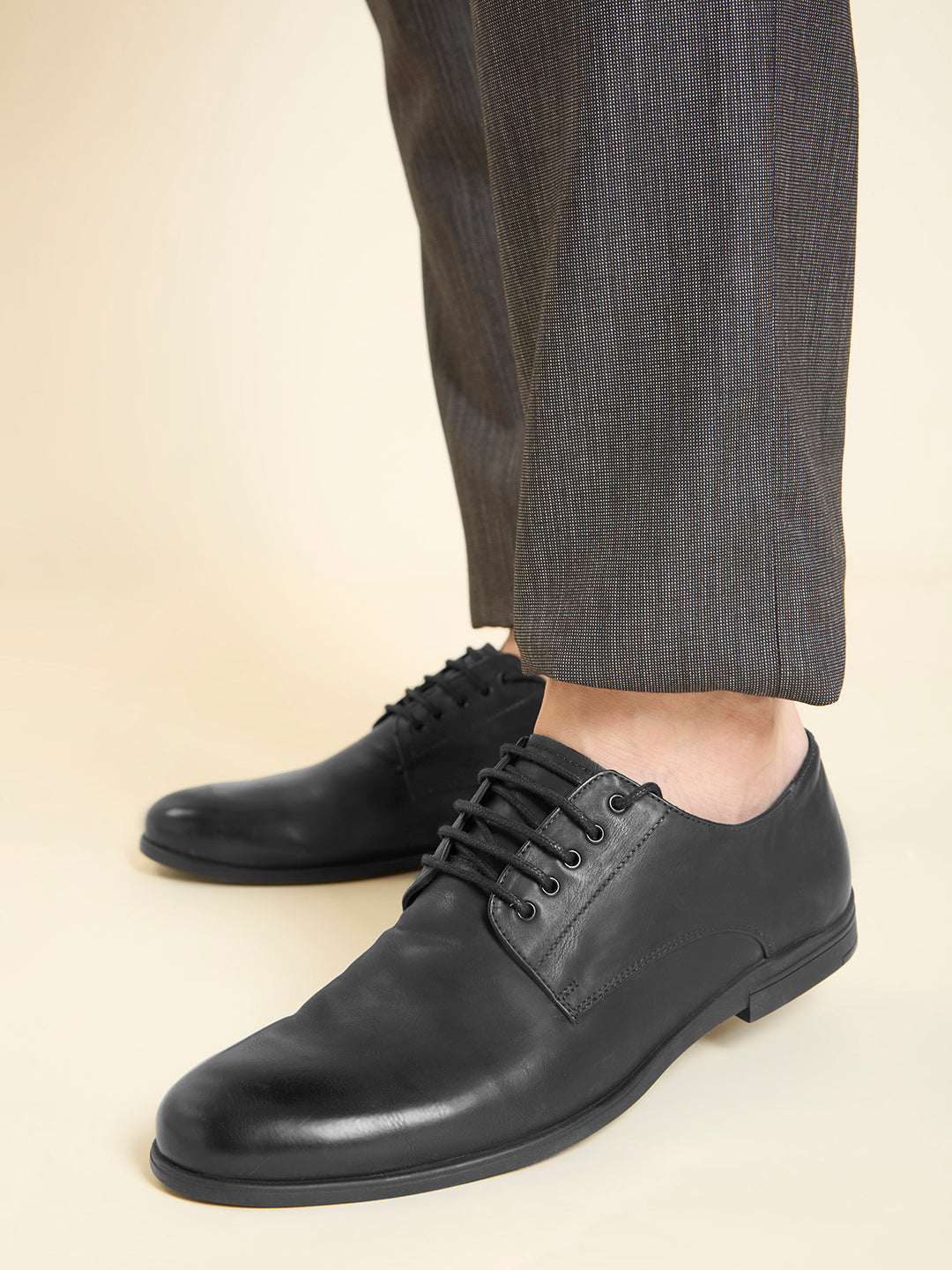 Men Black Formal Lace-Up Derby Shoes