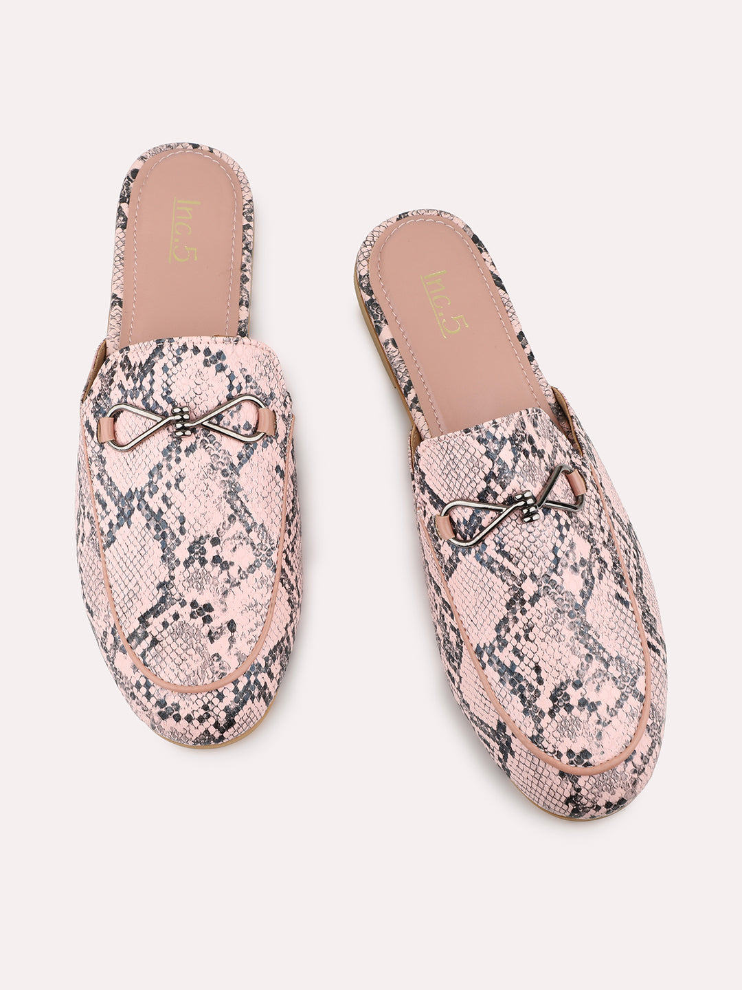 Women Peach Pointed Toe Printed Mules