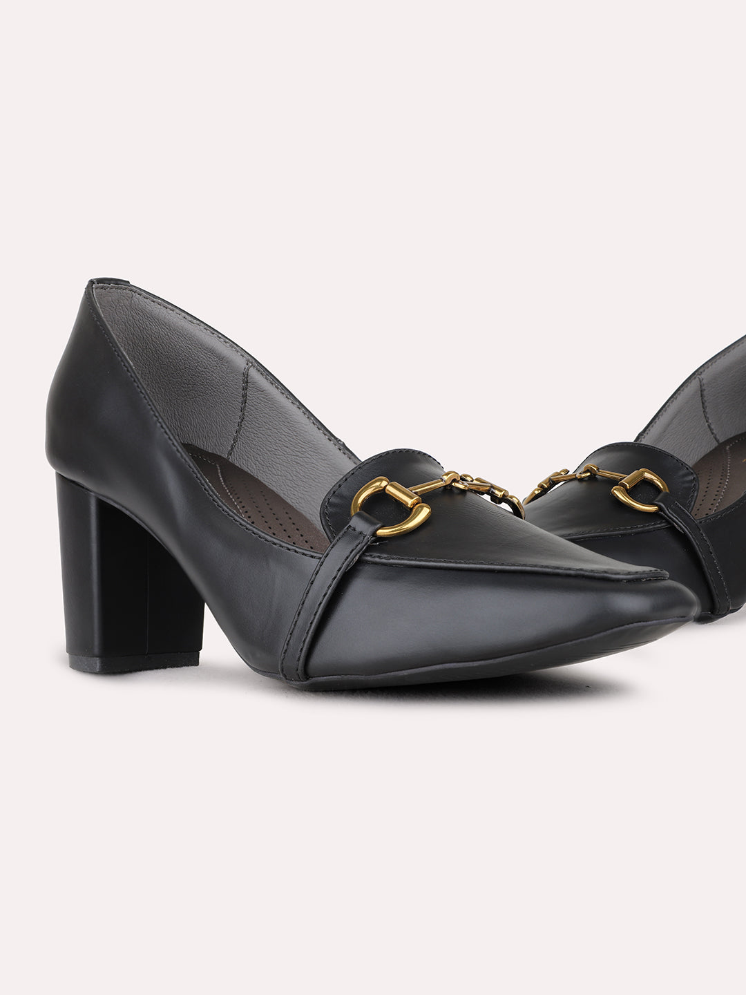 Womens Black Party Wear Solid Narrow Toe Pumps