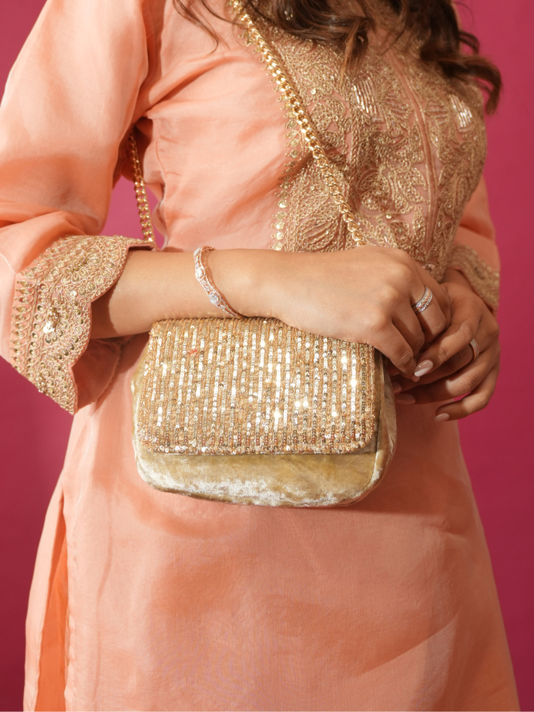 Womens Golden Clutches With Magnet Lock For Party Use