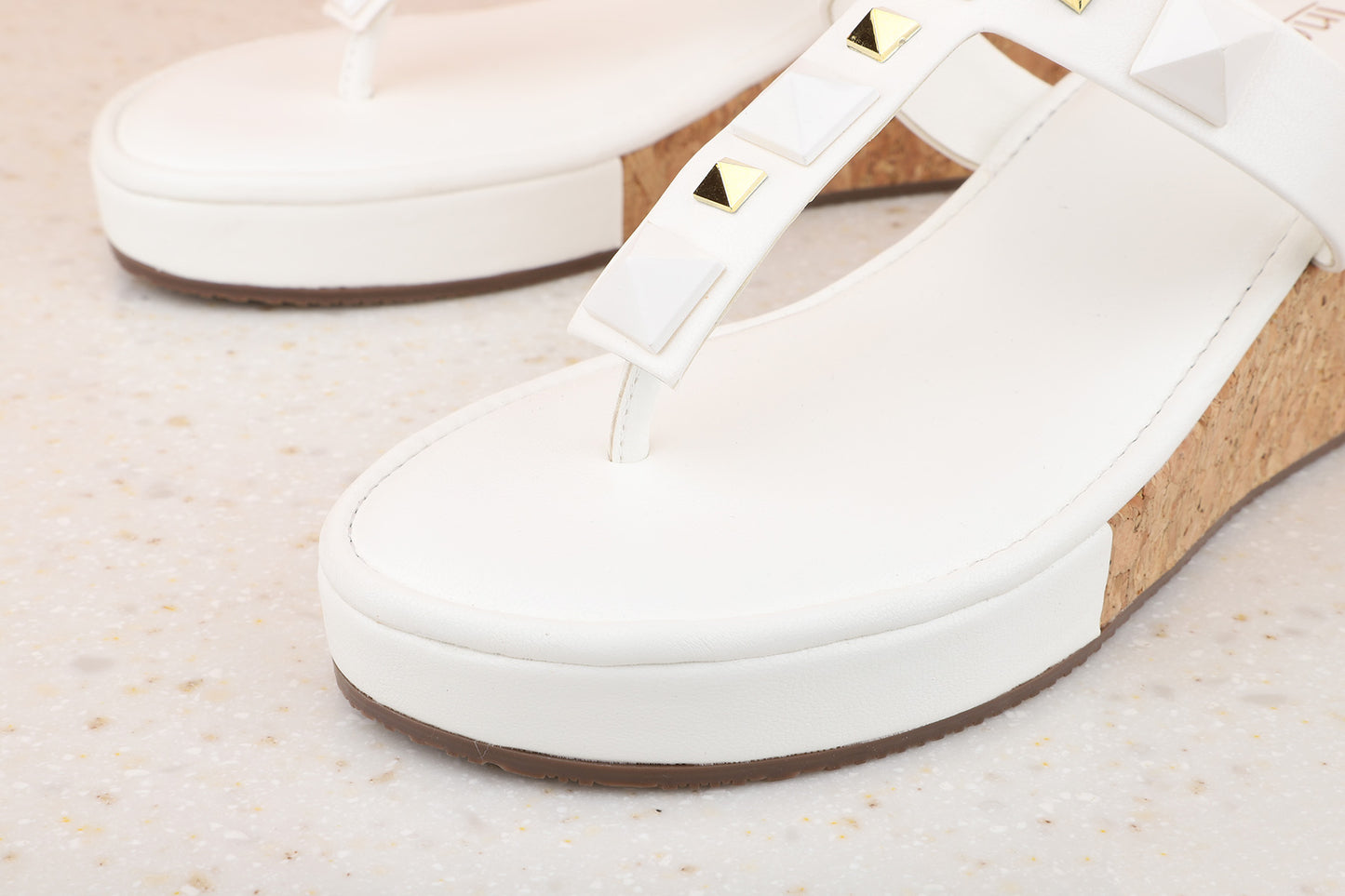 Women White Solid Wedge Heels