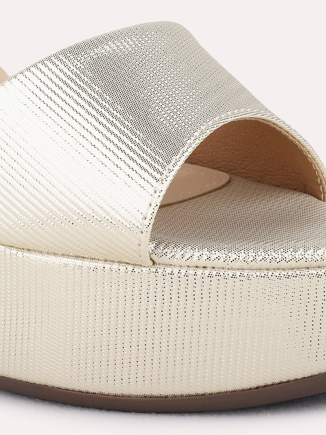 Womens Golden Party Wear Solid Round Toe Platform Heel Sandals