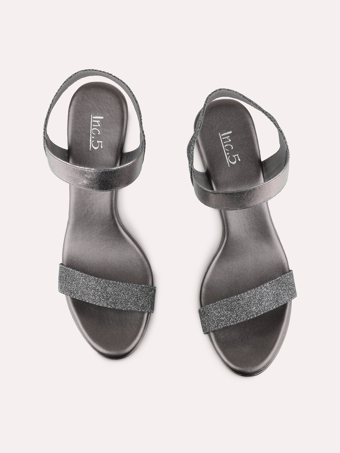 Women Pewter Party Wear Solid Round Toe Kitten Heel Sandals