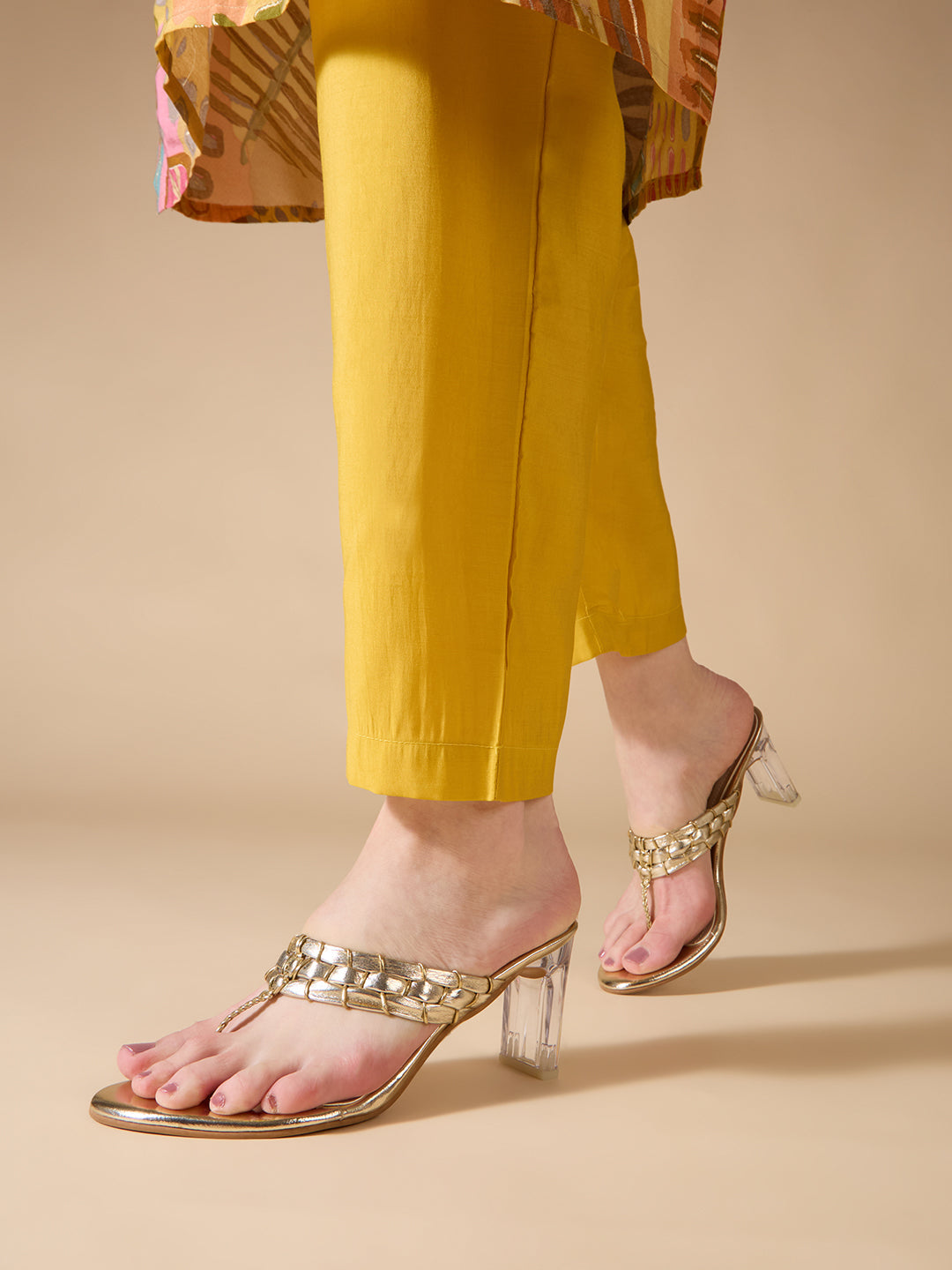 Womens Golden Party Wear Embellished Round Toe Block Heel Sandals