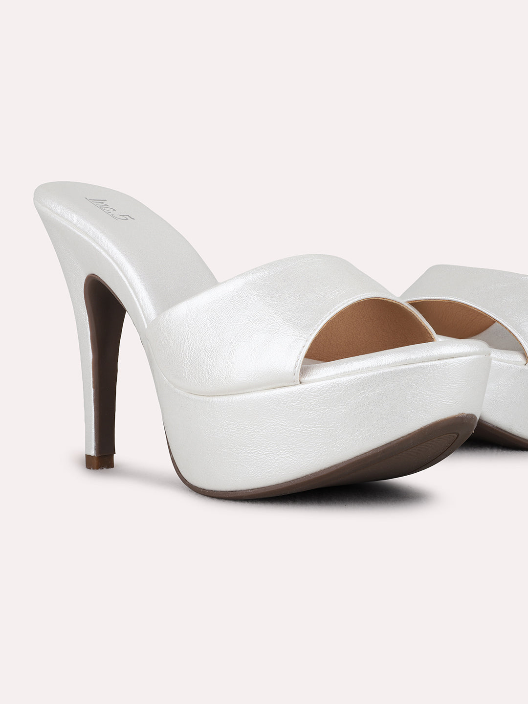 Womens Silver Party Wear Solid Round Toe Platform Heels