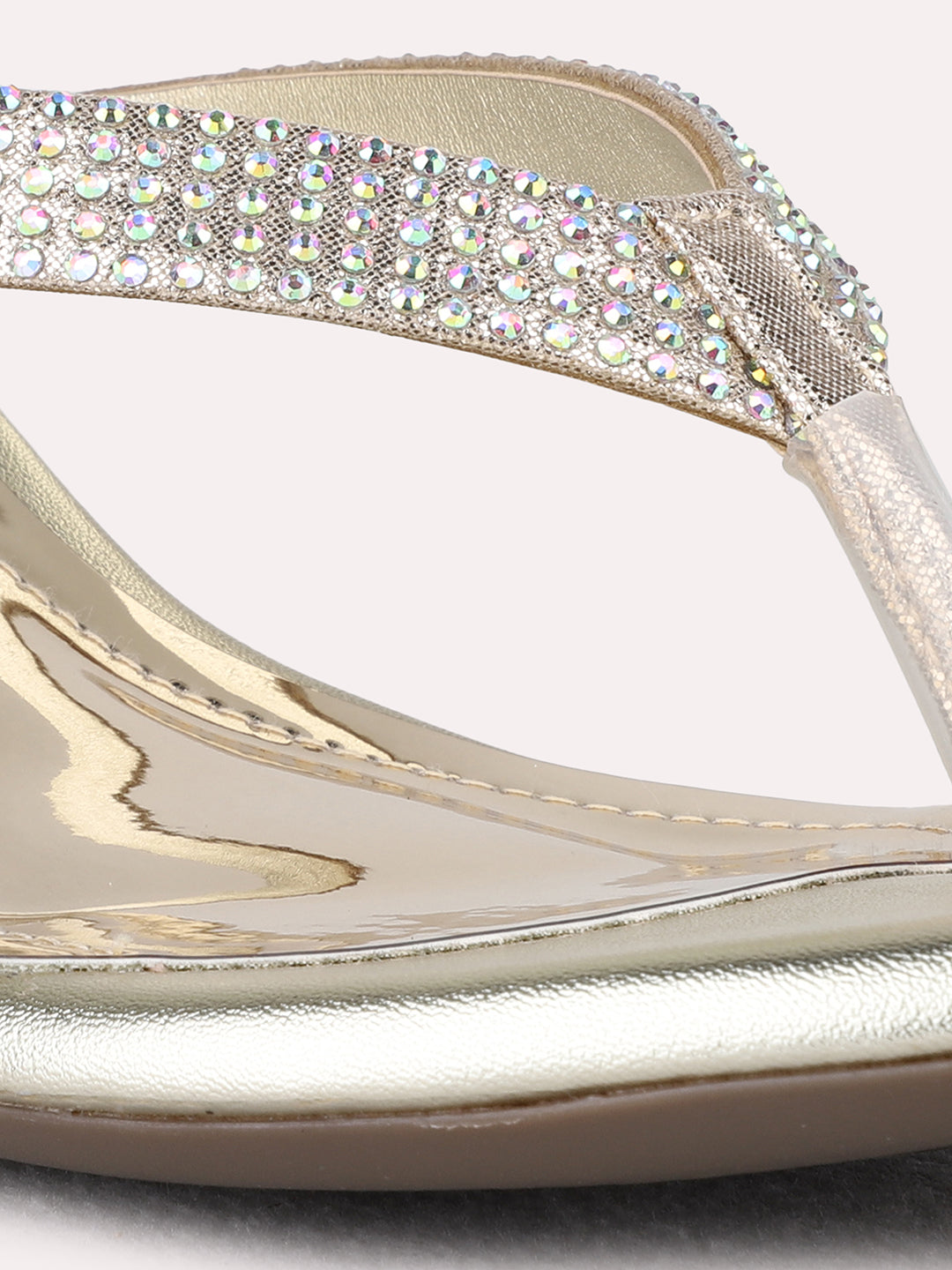 Womens Golden Party Wear Solid Pattern Block Heel Sandals