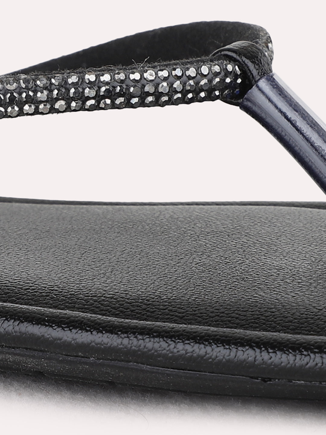 Womens Black Casual Solid T-Strap Flat Slip-On Sandals