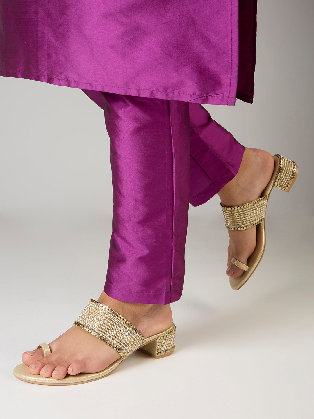 Womens Golden Ethnic Pattern Round Toe Block Heels