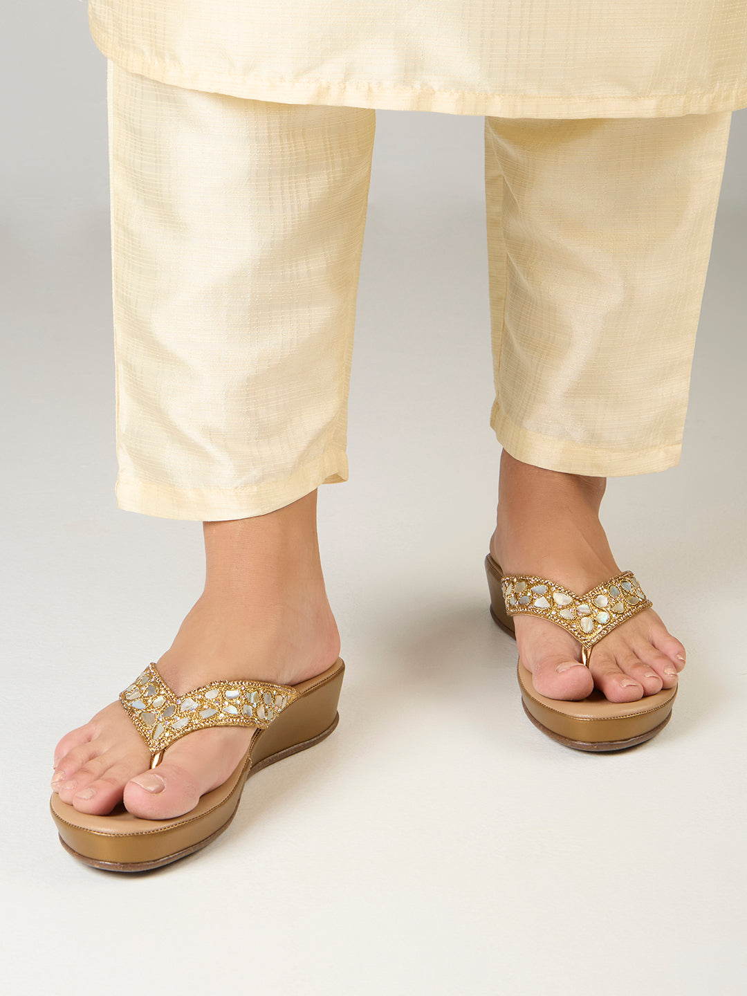 Womens Golden Party Wear Embellished Round Toe Wedge Heel Sandals