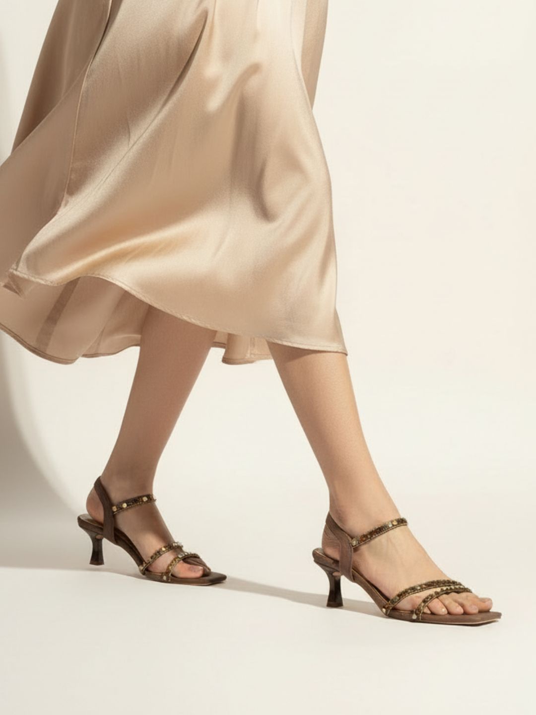 Womens Brown Casual Embellished Round Toe Kitten Heels