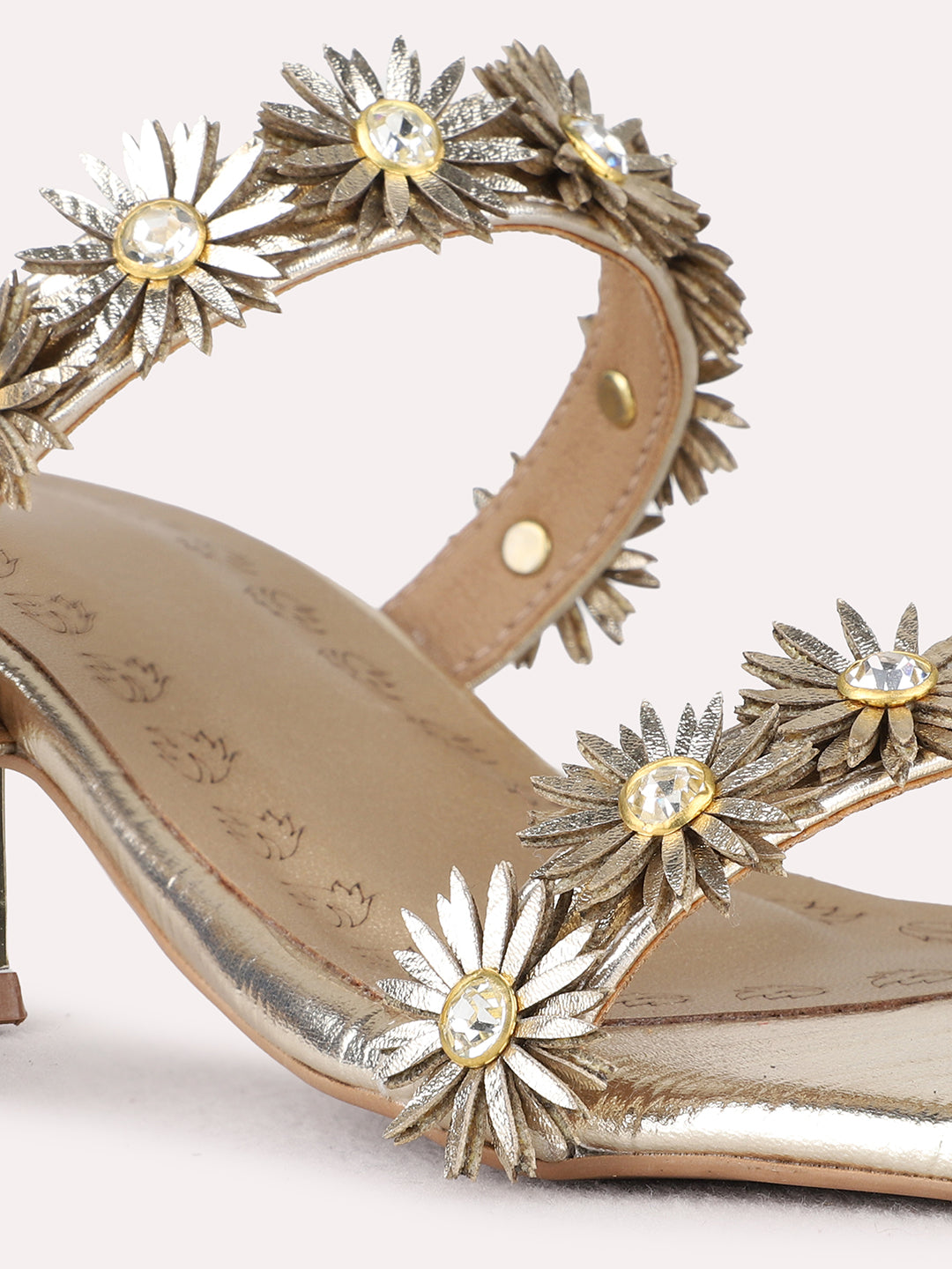 Womens Golden Ethnic Embellished Pattern Round Toe Shape Block heels
