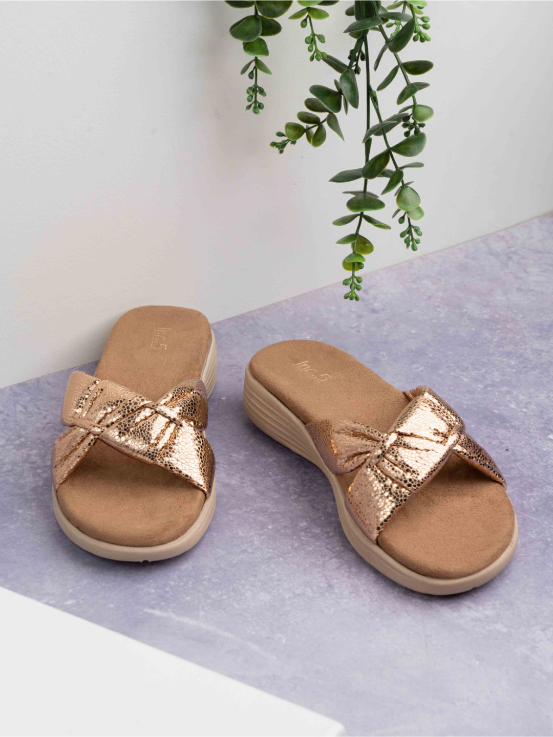 Womens Rose Gold Casual Solid Round Toe Casual Flats