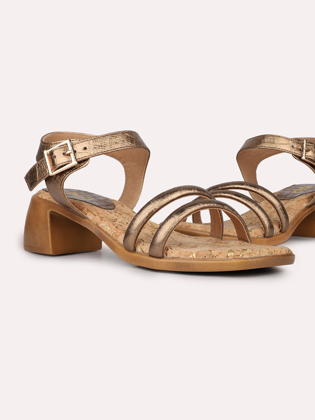 Womens Golden Solid Square Toe Buckle Closure Sandals