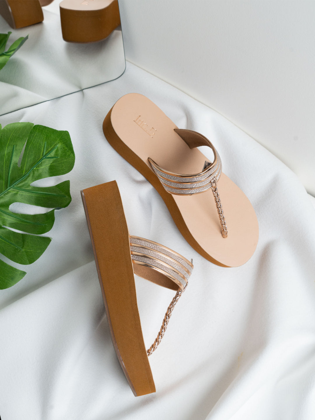 Womens Rose Gold Casual Solid Round Toe Sandals