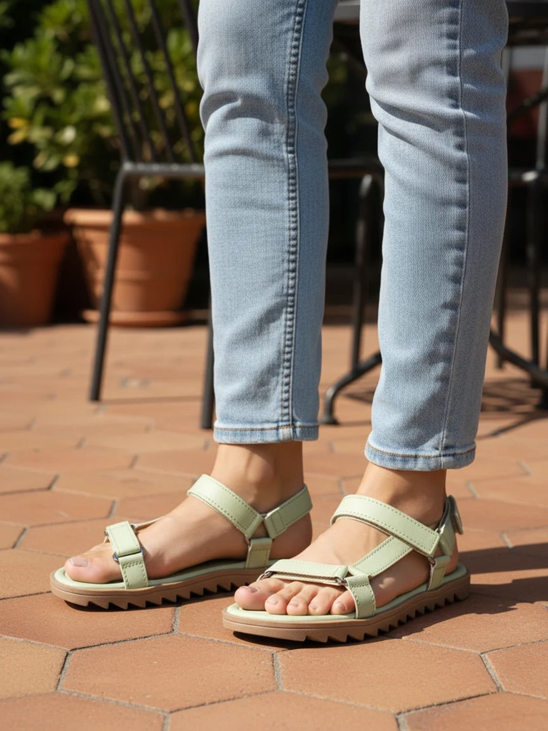 Womens Green Party Wear Solid Open Toe Flats