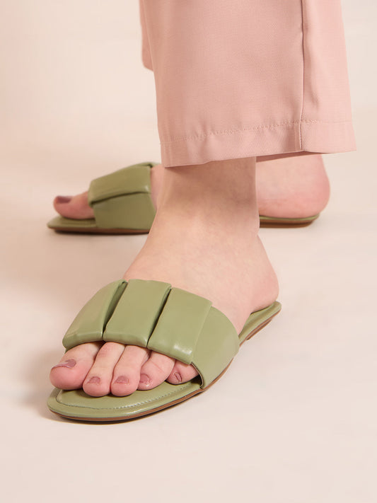 Womens Green Casual Solid Open Toe Flats
