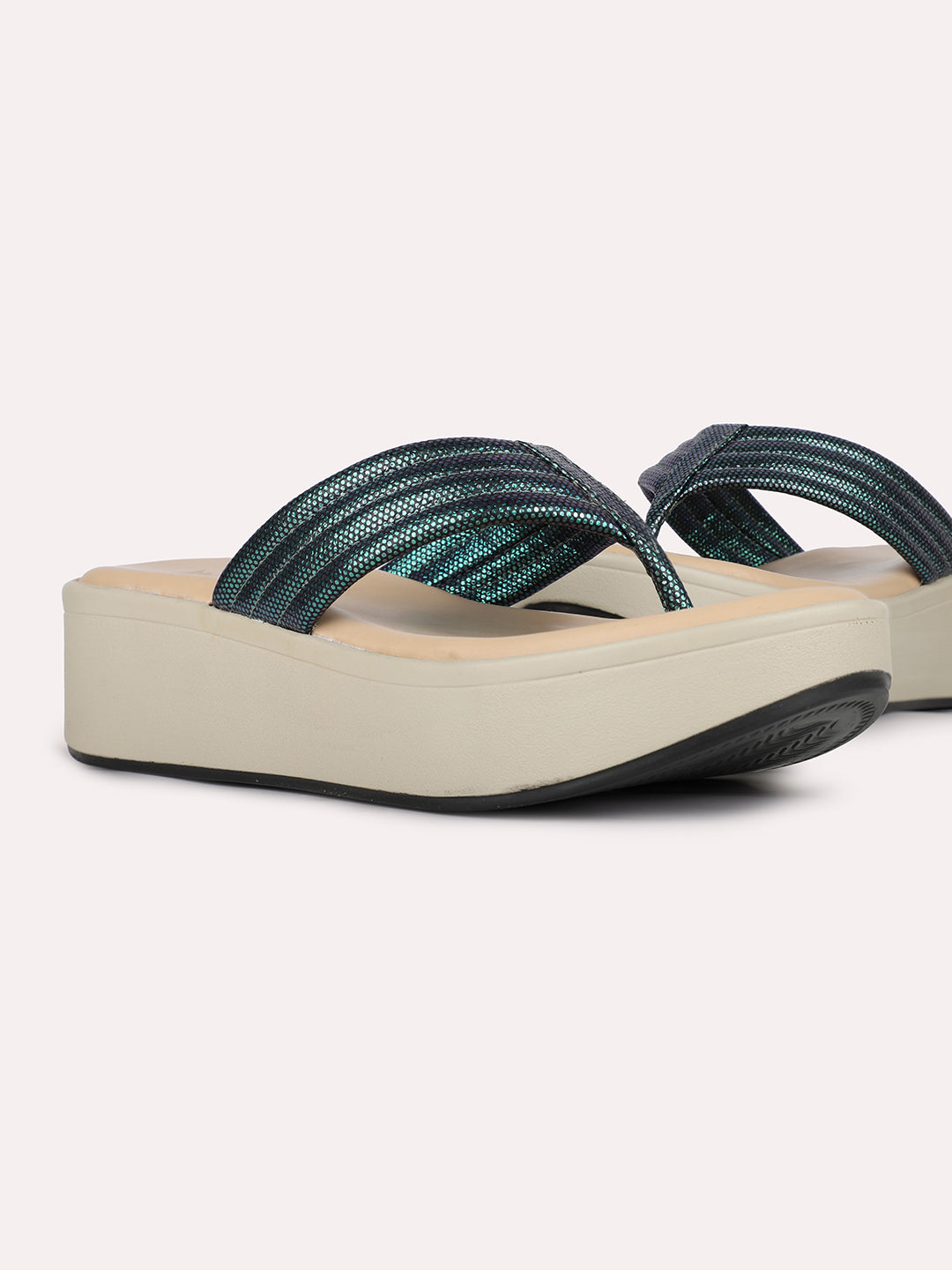 Womens Green Solid Round Toe Party Wear Wedge Heel Sandals