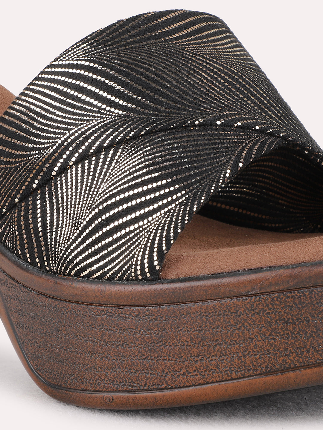 Womens Golden Party Wear Printed Round Toe Platform Heels