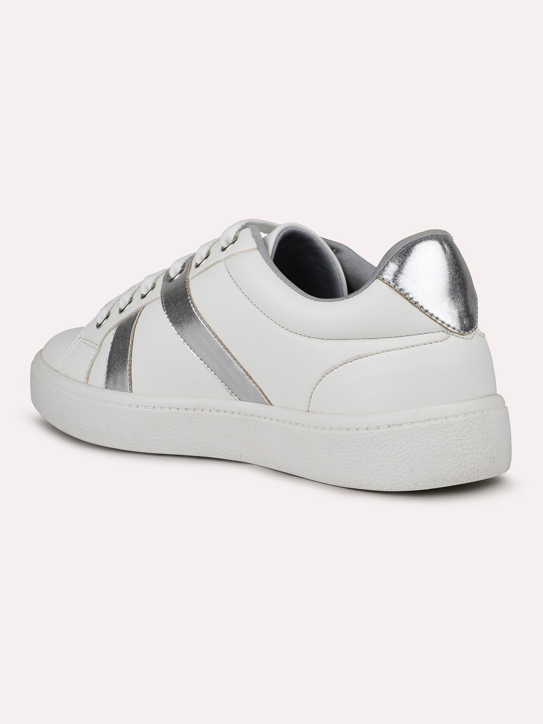 Womens White Casual Round toe Sneakers