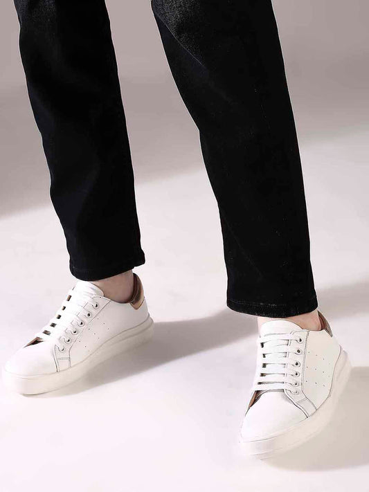 Womens White Casual Round toe Sneakers