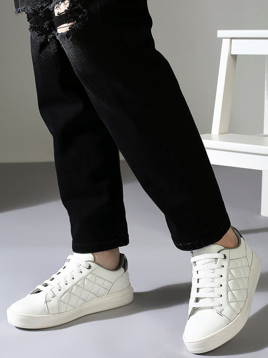 Womens White Casual Round toe Sneakers