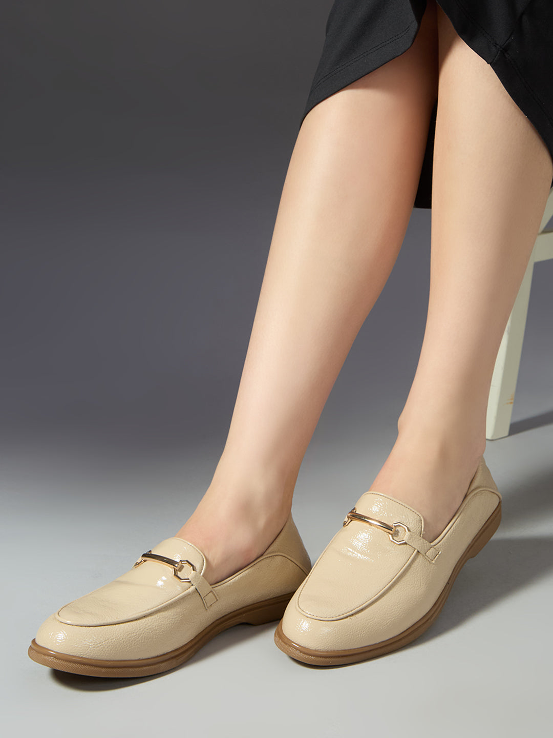 Women Beige Casual Solid Pointed Toe Moccasin Shoes