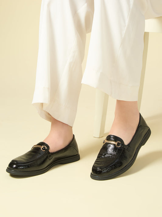 Women Black Casual Solid Pointed Toe Moccasin