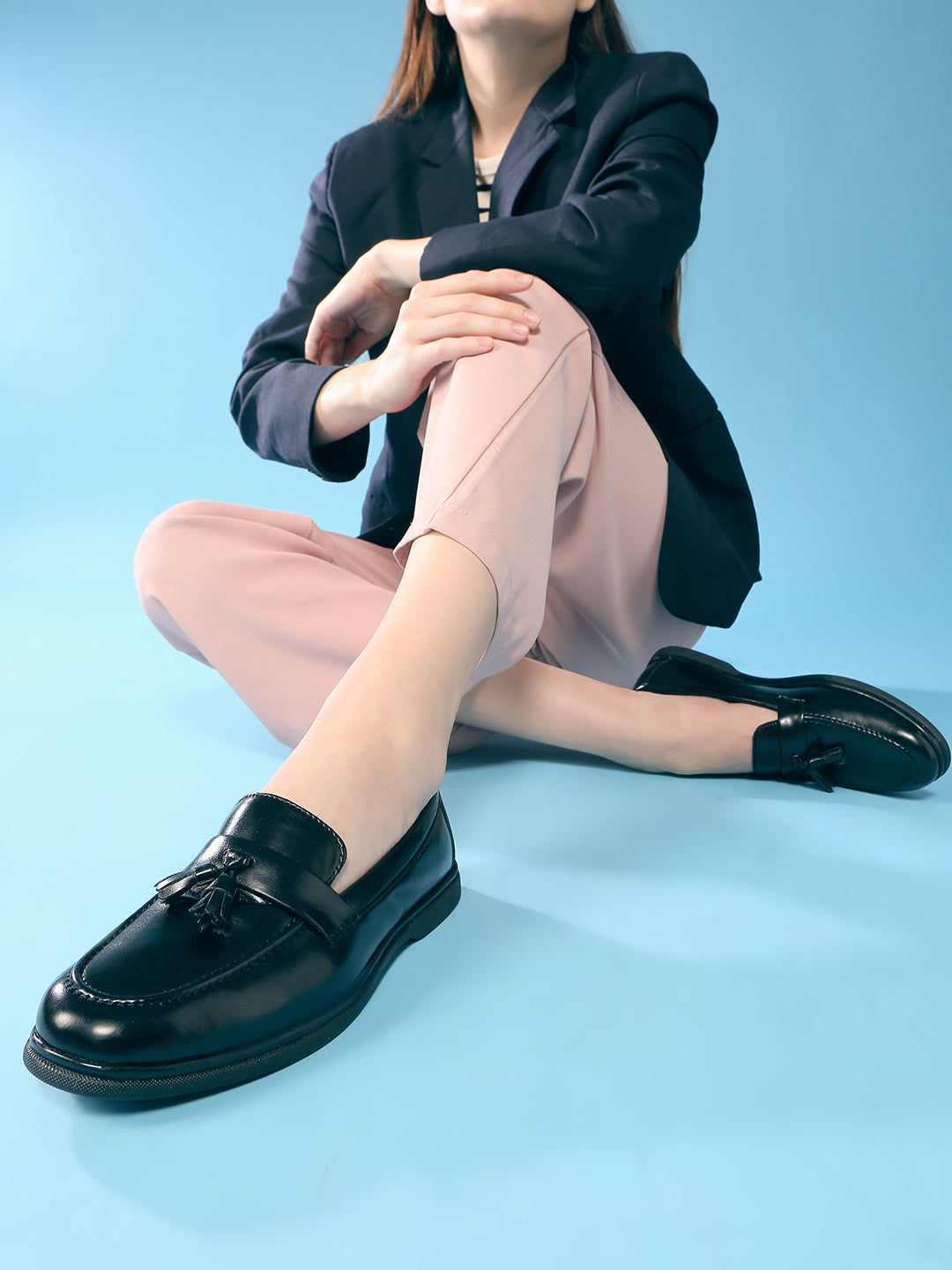 Women Black Party Wear Solid Round Toe Loafers