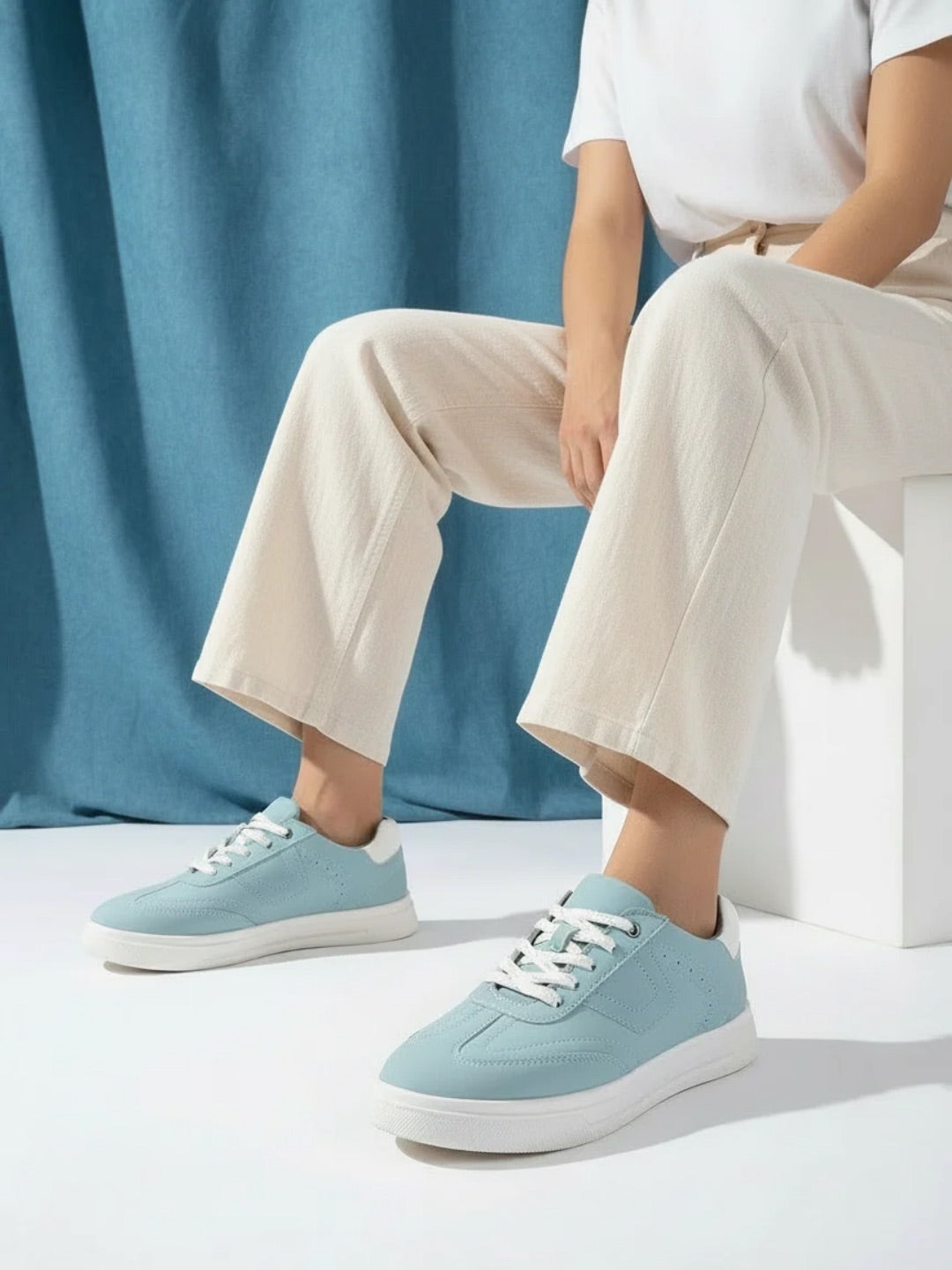 Womens Blue Casual Solid Round Toe Sneakers