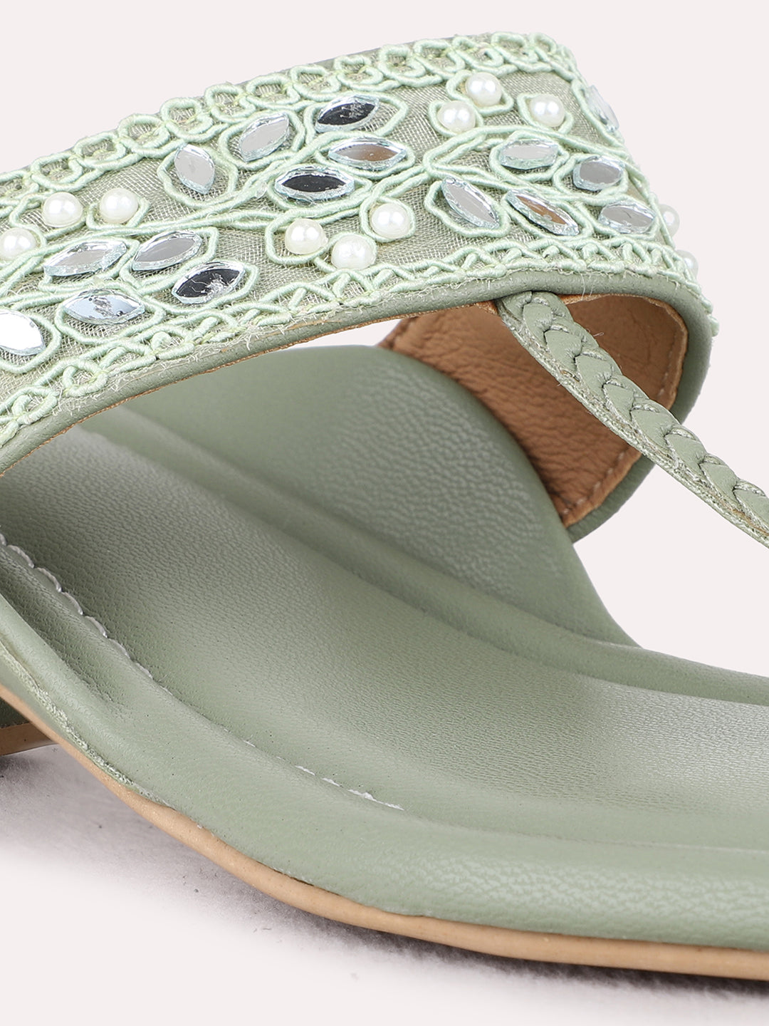 Womens Green Ethnic Wear Textured Round Toe Block Heel Sandals