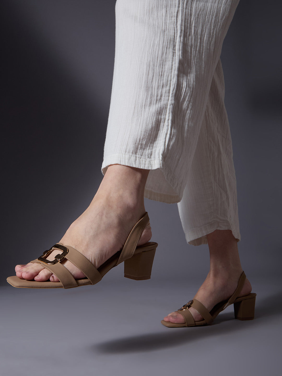 Women Beige Party Wear Solid Square Toe Block Heels