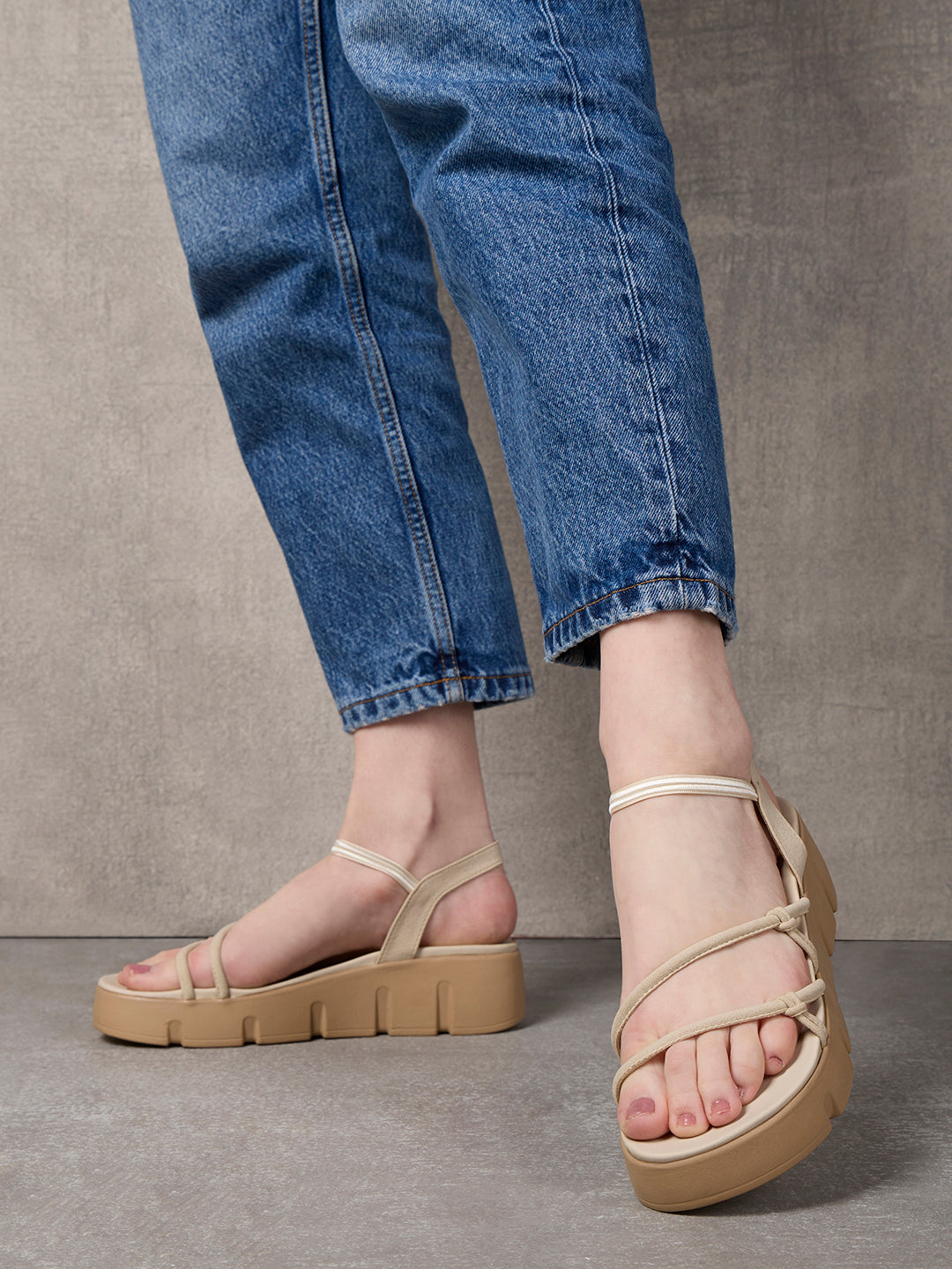 Womens Cream Party Wear Solid Pattern Round Toe Wedge Heels