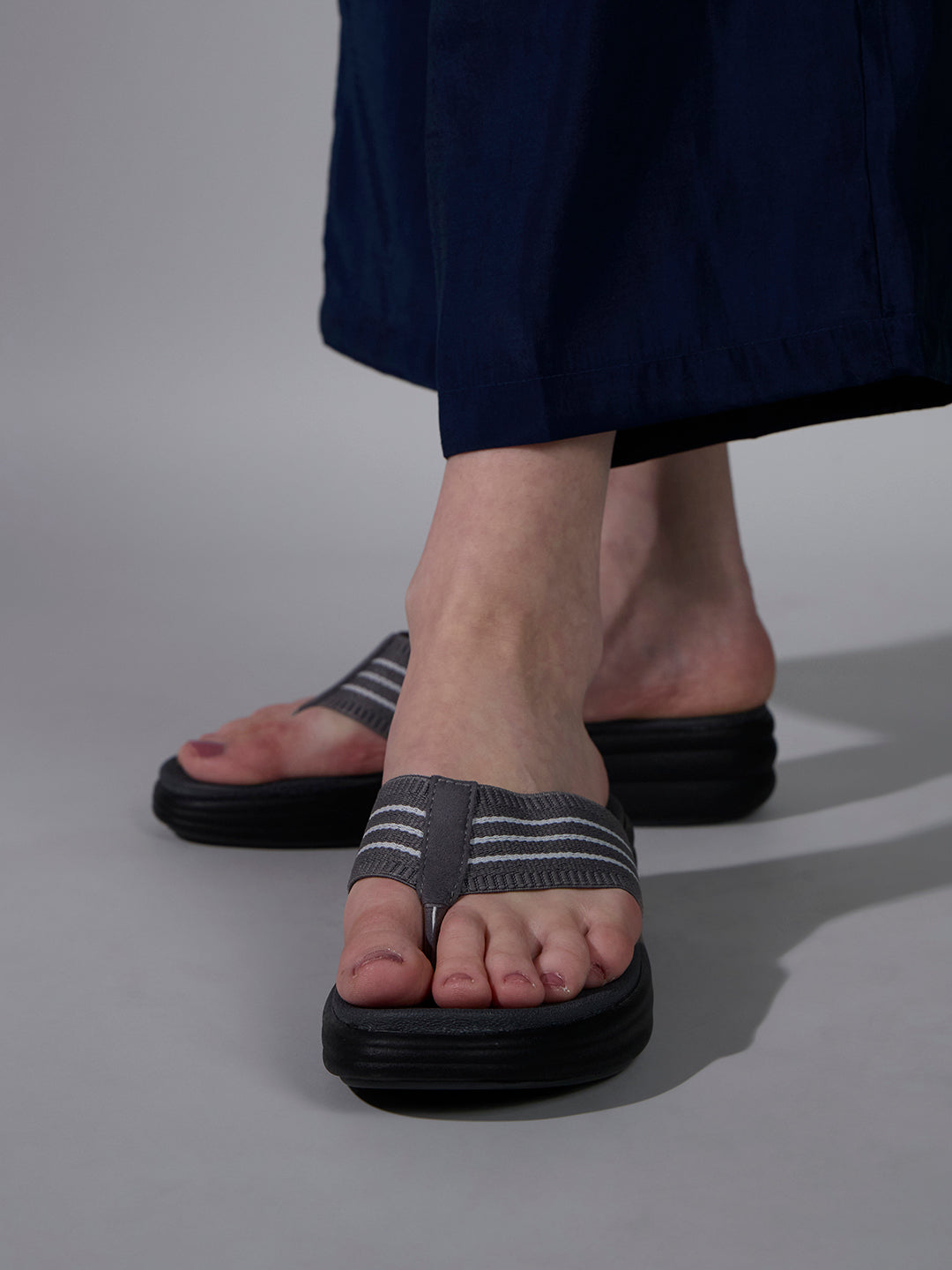 Womens Grey Ethnic Wear Textured T-Strap Flat Sandals