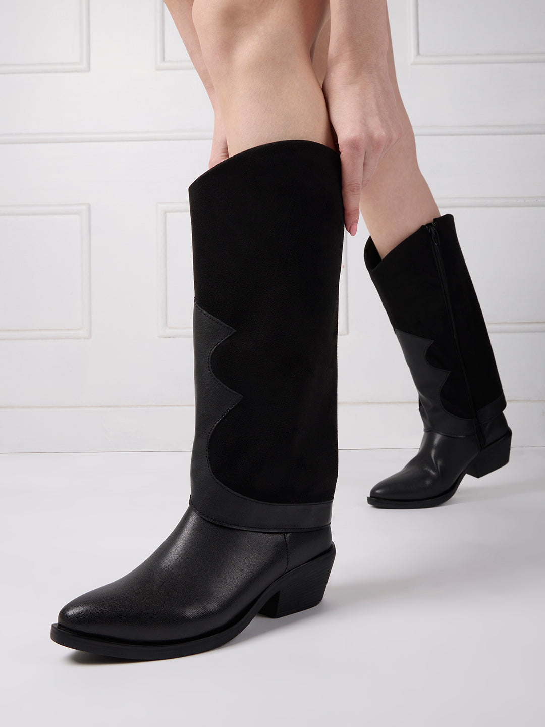 Womens Black Casual Solid Pattern Narrow Toe Boots