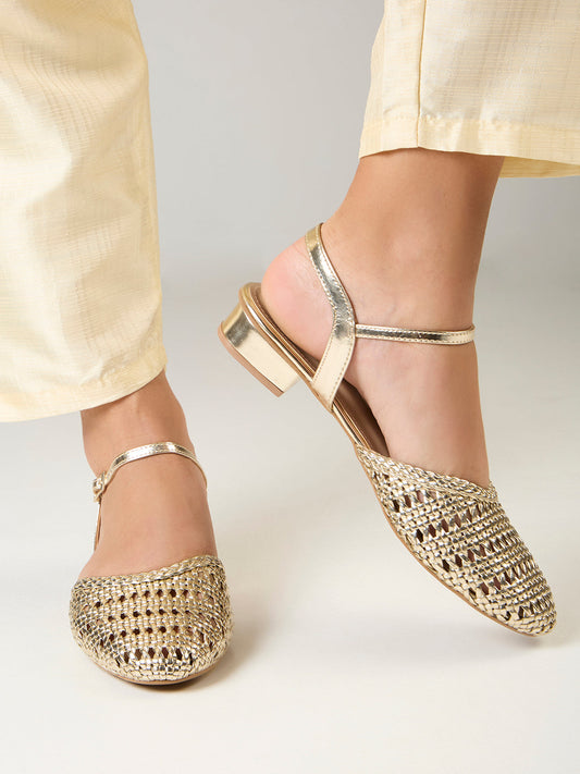 Womens Golden Party Wear Solid Round Toe Block Heels