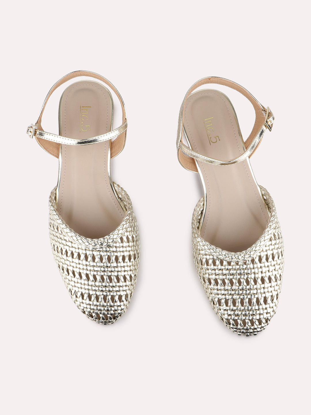 Womens Golden Party Wear Solid Round Toe Block Heels